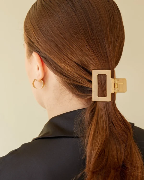 Square Hair Claw Nude - Image 2
